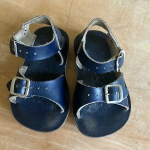 Saltwater Sandals Sun San sandals size 5 navy